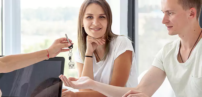 Why Choose Pasadena Home Buyers to Sell Your House Our Investors in Pasadena, TX?